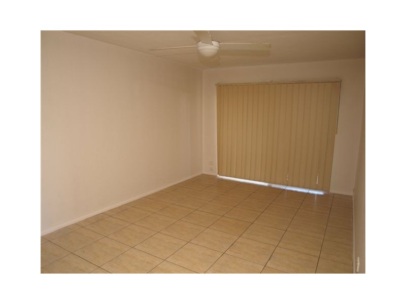 2/6-8 Greenmeadow Road, Mansfield QLD 4122