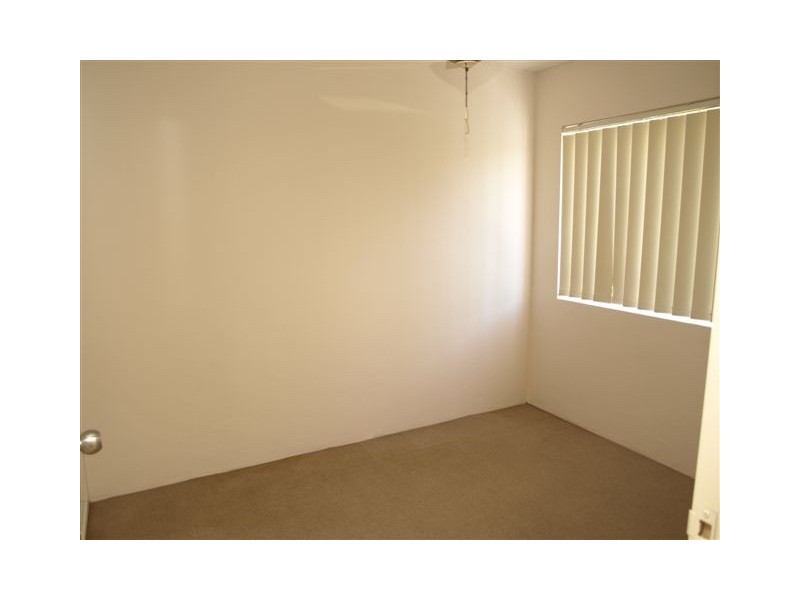 2/6-8 Greenmeadow Road, Mansfield QLD 4122
