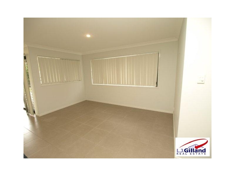 8B Karawatha Street, Springwood QLD 4127