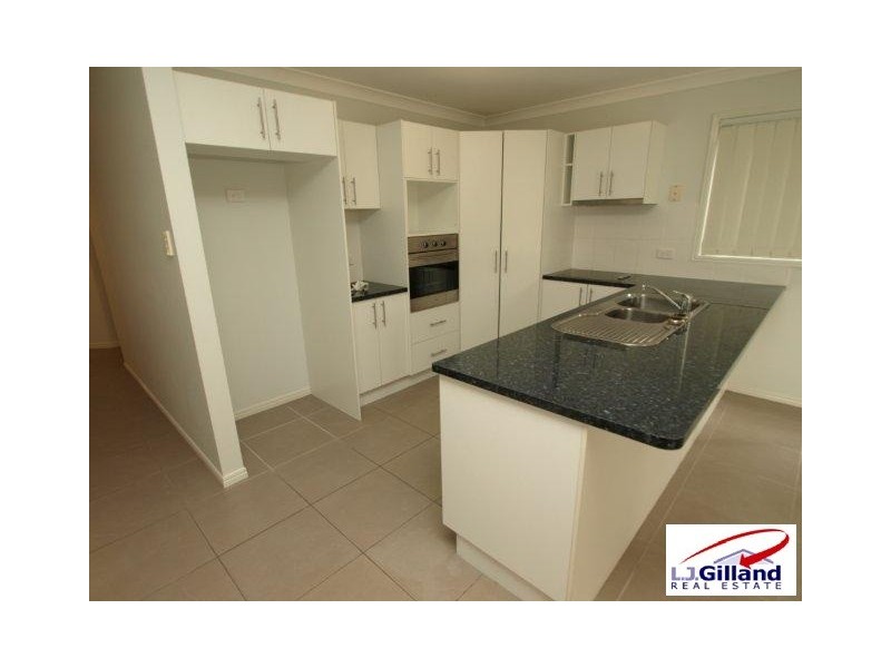 8B Karawatha Street, Springwood QLD 4127