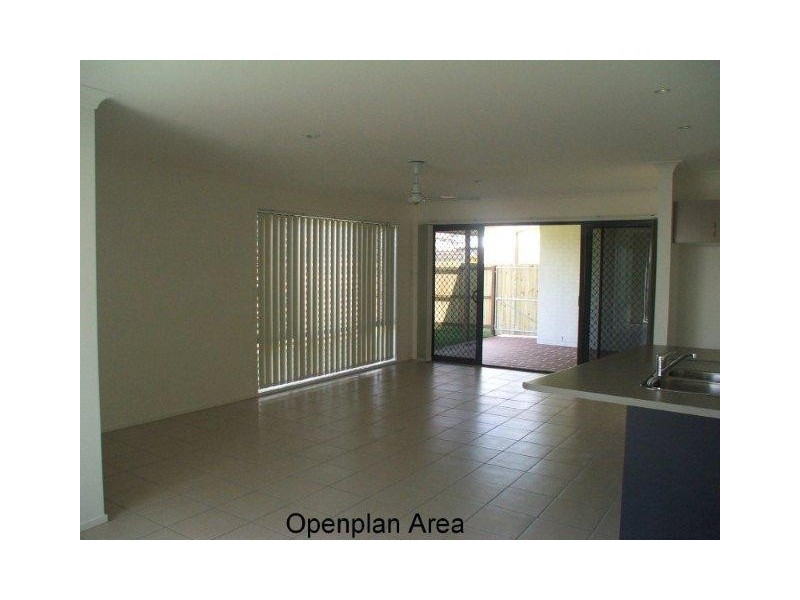 1 David Place, Manly West QLD 4179