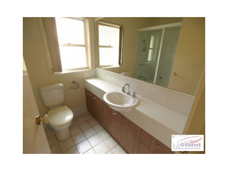 4/140 Carmody Road, St Lucia QLD 4067