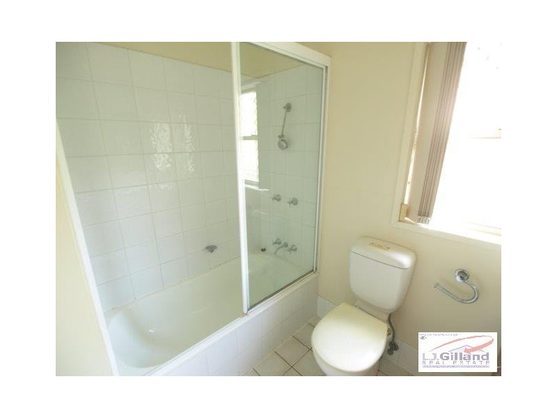 4/140 Carmody Road, St Lucia QLD 4067