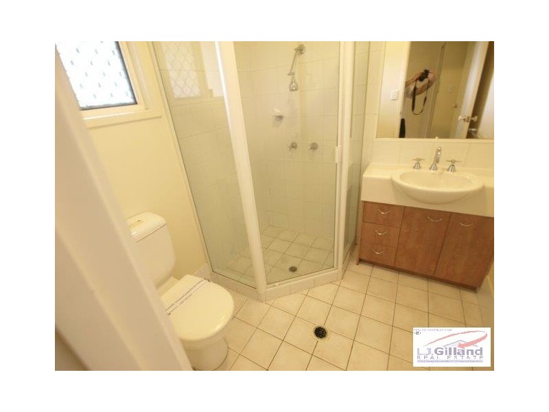 4/140 Carmody Road, St Lucia QLD 4067