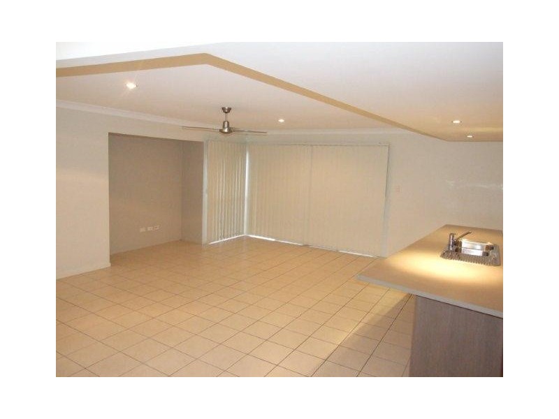12 Serene Place, Birkdale QLD 4159