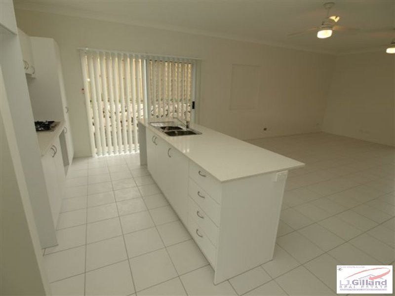 11 Reynolds Close, Redbank Plains QLD 4301