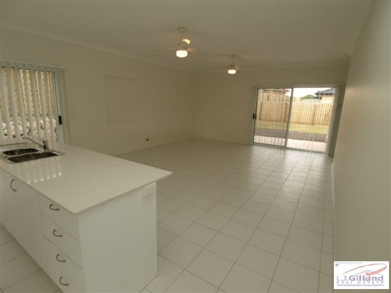 11 Reynolds Close, Redbank Plains QLD 4301