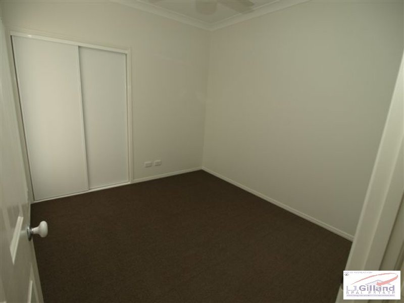 11 Reynolds Close, Redbank Plains QLD 4301