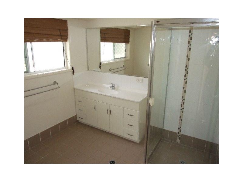 13 Narelle Crescent, Rochedale South QLD 4123