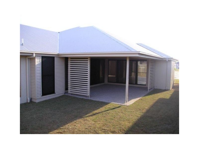 152 White Cedar Circuit, Stretton QLD 4116