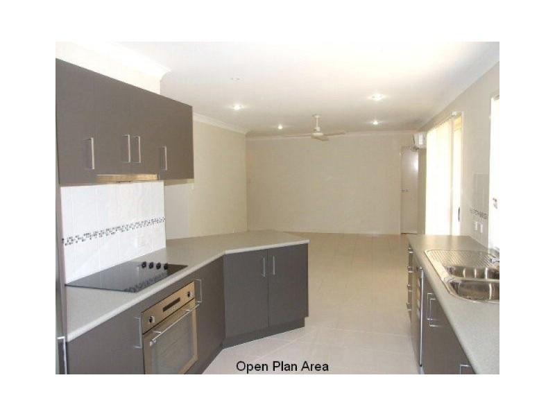 52 Ashmore Close, Marsden QLD 4132