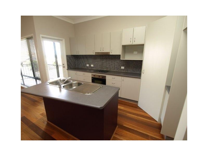 20 Tulipwood Place, Moggill QLD 4070