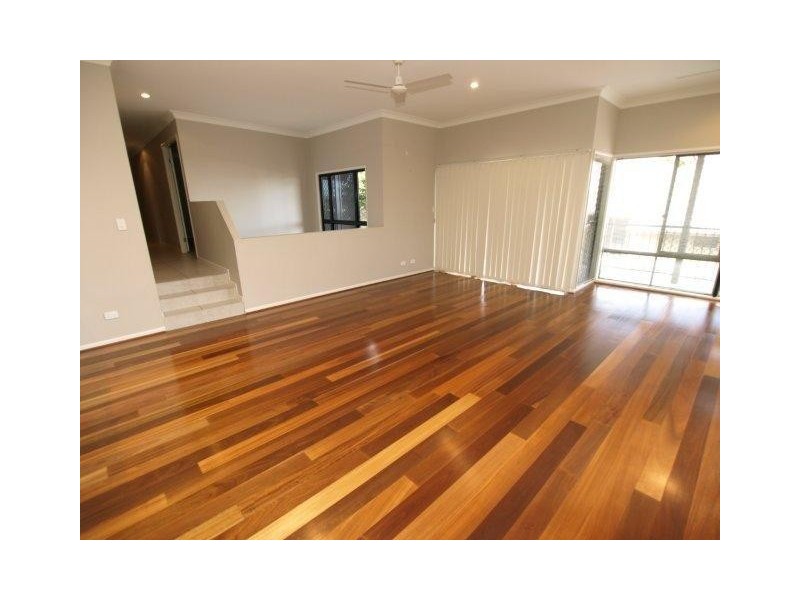 20 Tulipwood Place, Moggill QLD 4070