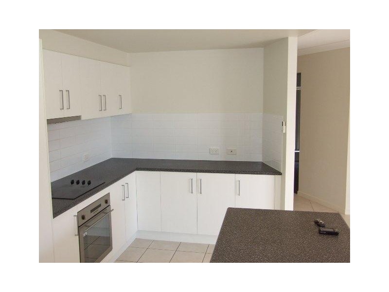 13 Rasmussen Ave, Marsden QLD 4132