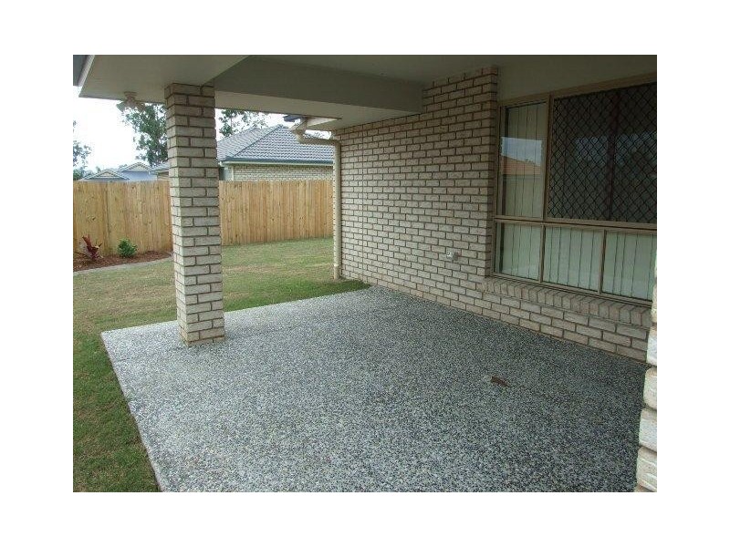 13 Rasmussen Ave, Marsden QLD 4132