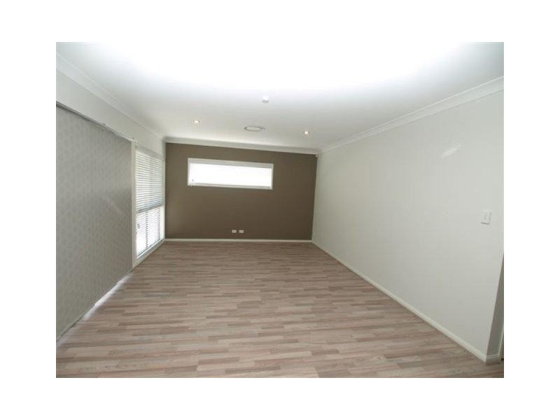 17 Callistemon Street, Heathwood QLD 4110