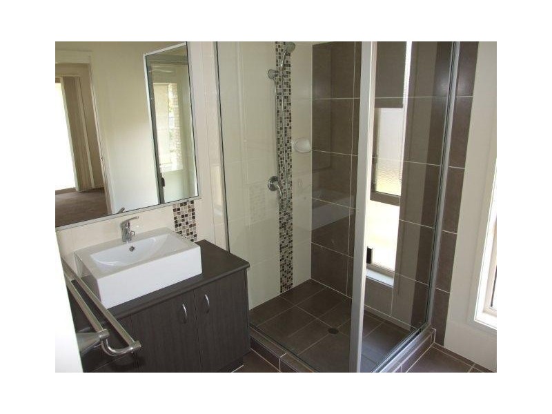 6 Wakeham street, Kallangur QLD 4503