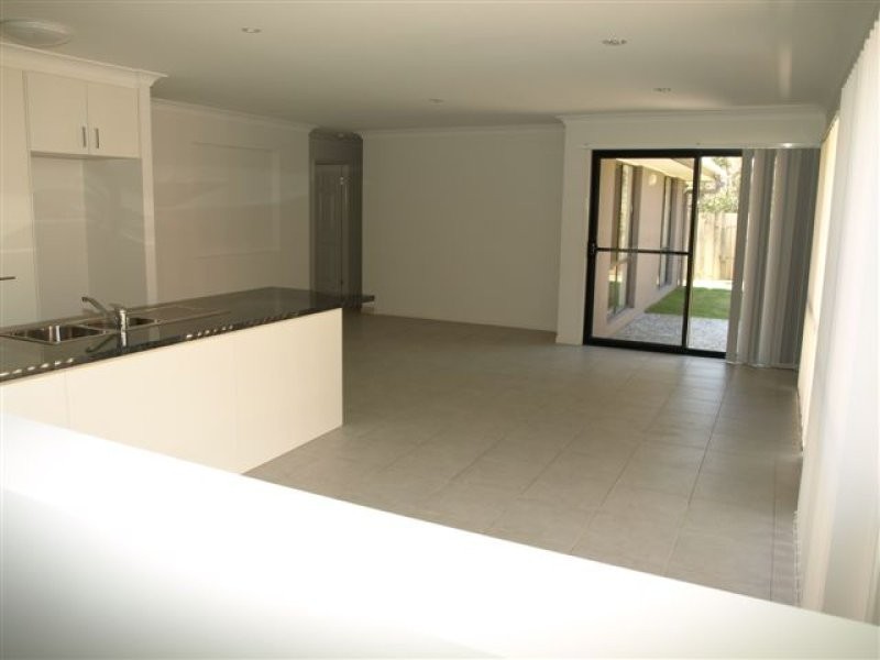 19 Mackenzie Street, Coomera QLD 4209