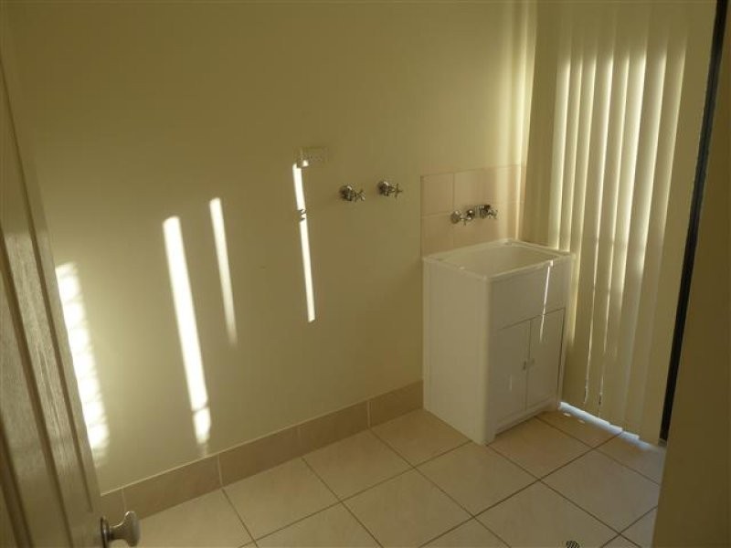 11 St Clair Court, Redland Bay QLD 4165