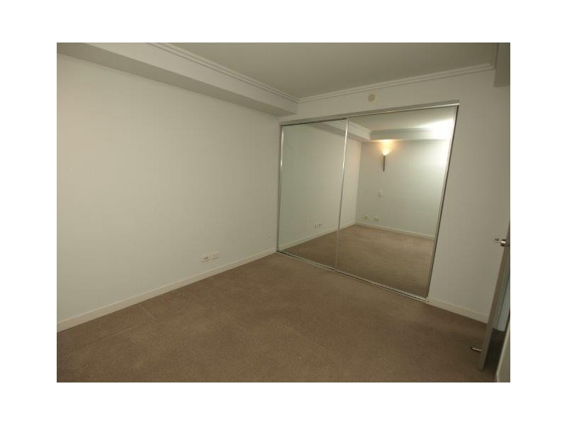 817/43 Hercules Street, Hamilton QLD 4007