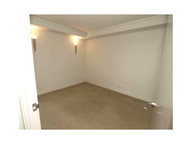 817/43 Hercules Street, Hamilton QLD 4007