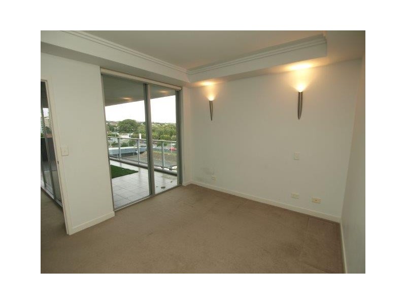 817/43 Hercules Street, Hamilton QLD 4007