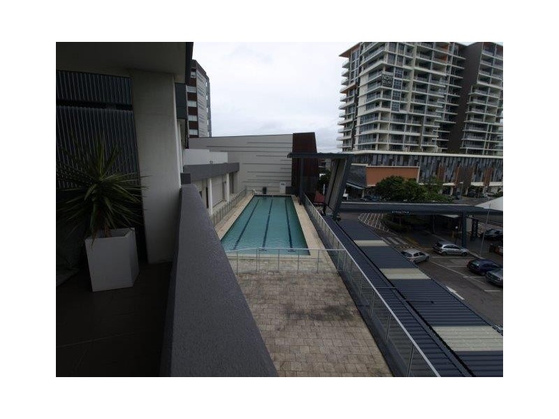 817/43 Hercules Street, Hamilton QLD 4007