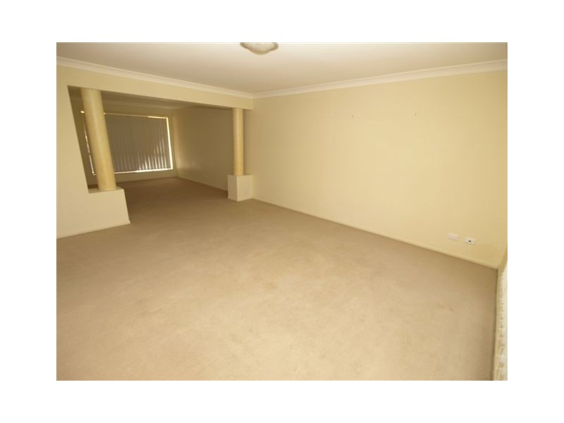 22 Blackhorse Street, Kuraby QLD 4112