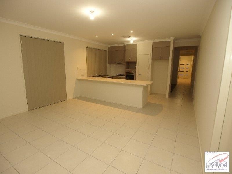 19 Eaton Close, North Lakes QLD 4509