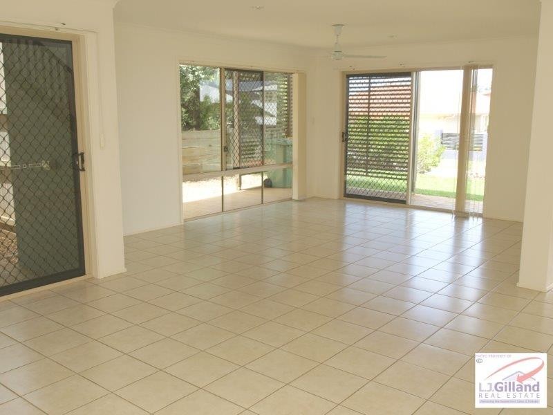 11 Hayman Street, Redland Bay QLD 4165