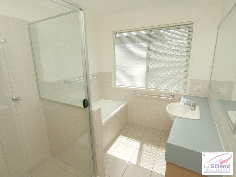 11 Hayman Street, Redland Bay QLD 4165