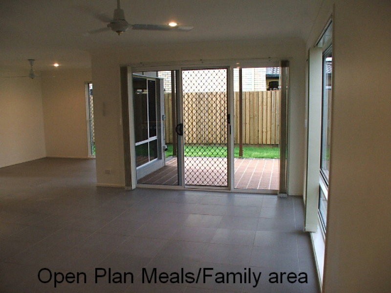 24 whatmore place, Manly West QLD 4179