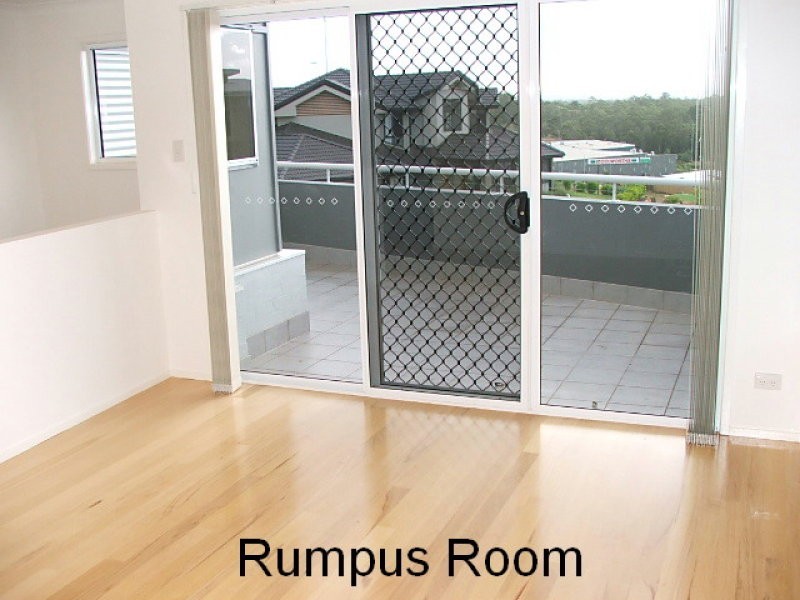 24 whatmore place, Manly West QLD 4179