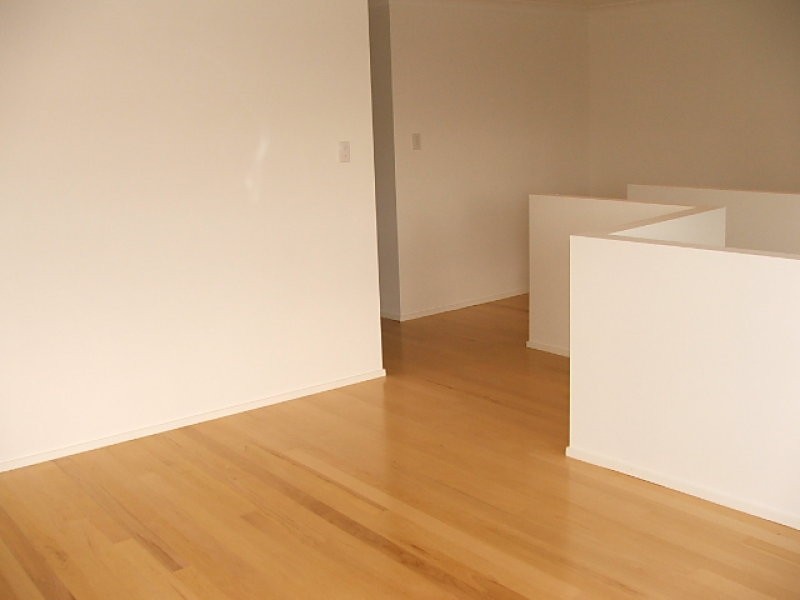 24 whatmore place, Manly West QLD 4179