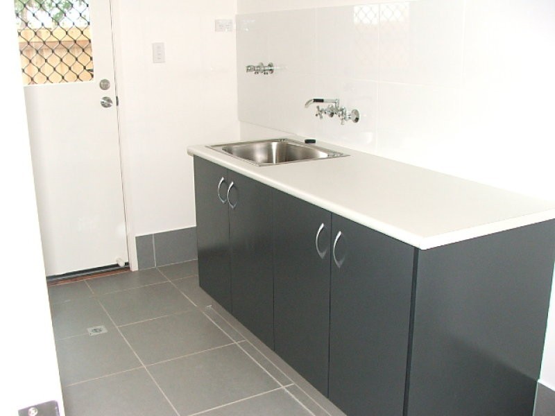 24 whatmore place, Manly West QLD 4179