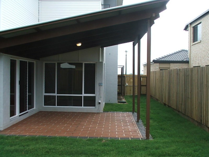 24 whatmore place, Manly West QLD 4179