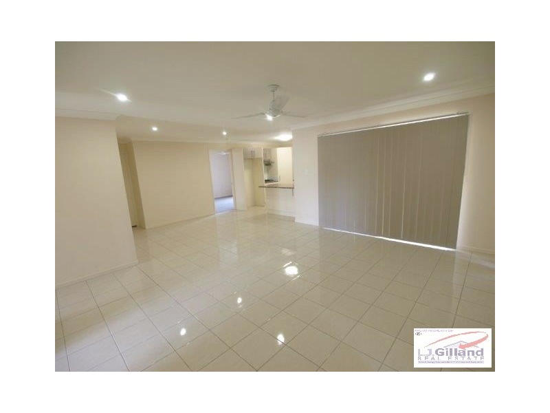 2/6 Oakmoss Street, Springfield Lakes QLD 4300