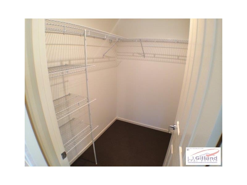 17 YOVAN COURT, Loganlea QLD 4131