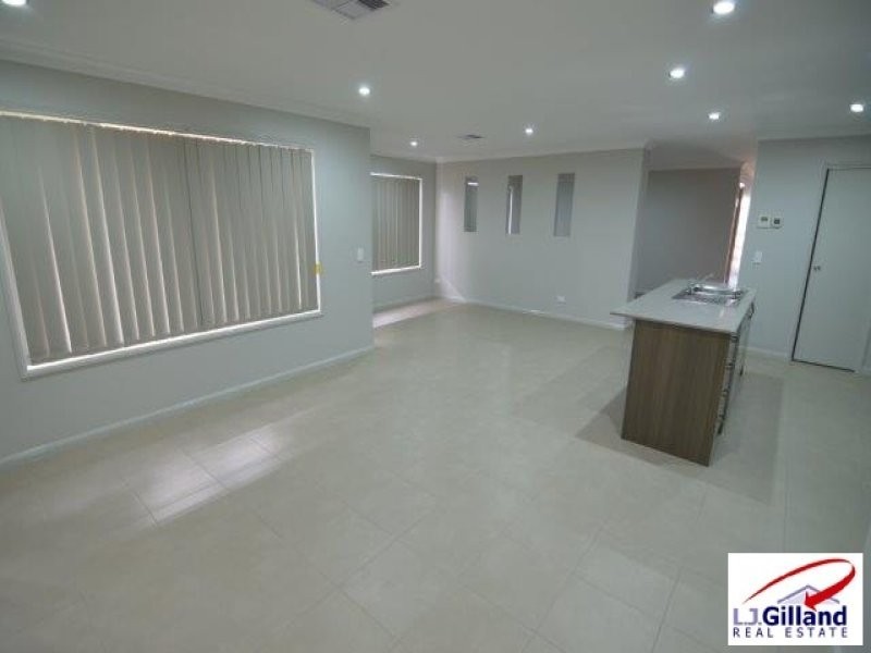 32 Matthew Court, Griffin QLD 4503