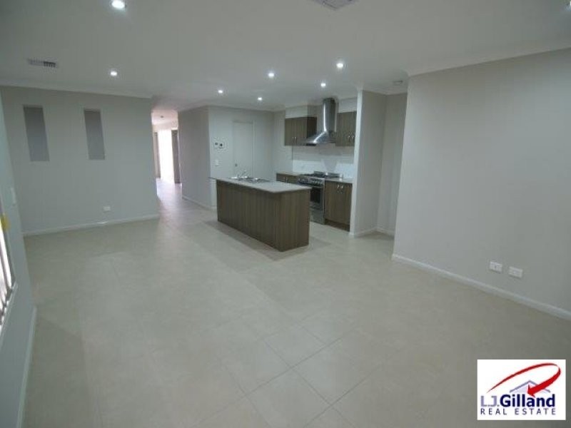 32 Matthew Court, Griffin QLD 4503