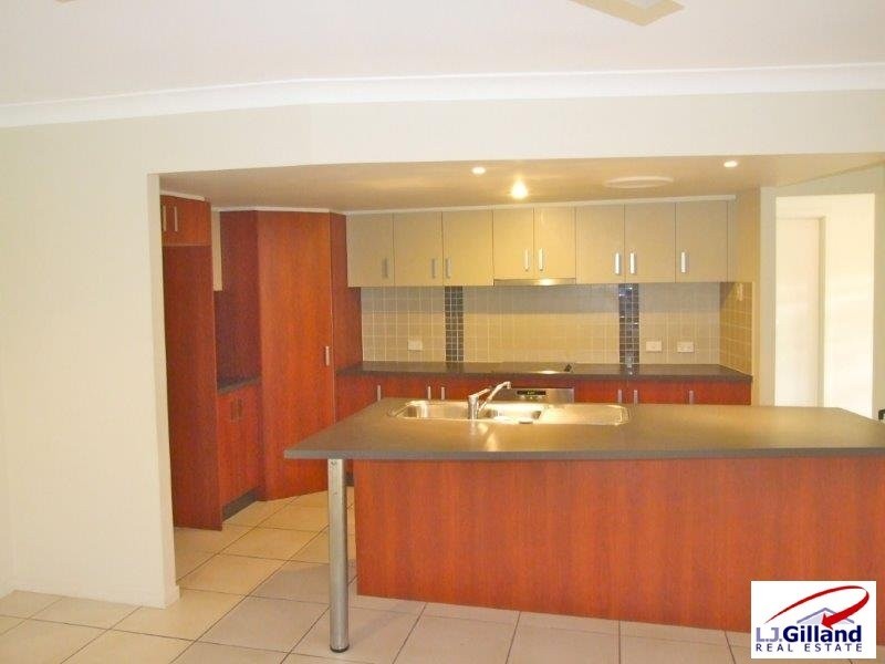 3 Camphor Laurel Court, Mcdowall QLD 4053