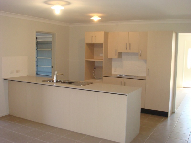 Blackstone QLD 4304