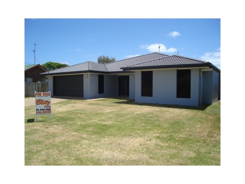 60 Shelley Street, Burnett Heads QLD 4670