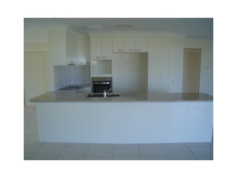 62 Shelley Street, Burnett Heads QLD 4670