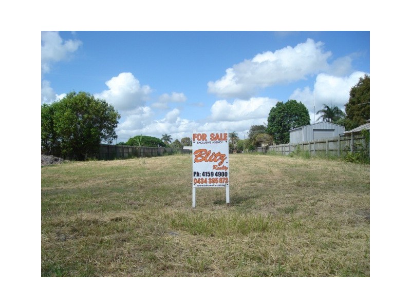 57 Shell Street, Burnett Heads QLD 4670