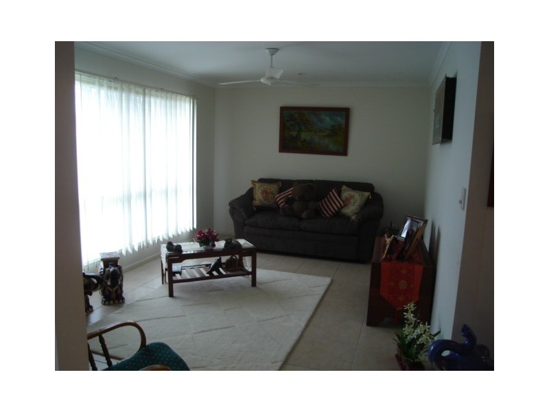 16 Ocean Street, Burnett Heads QLD 4670
