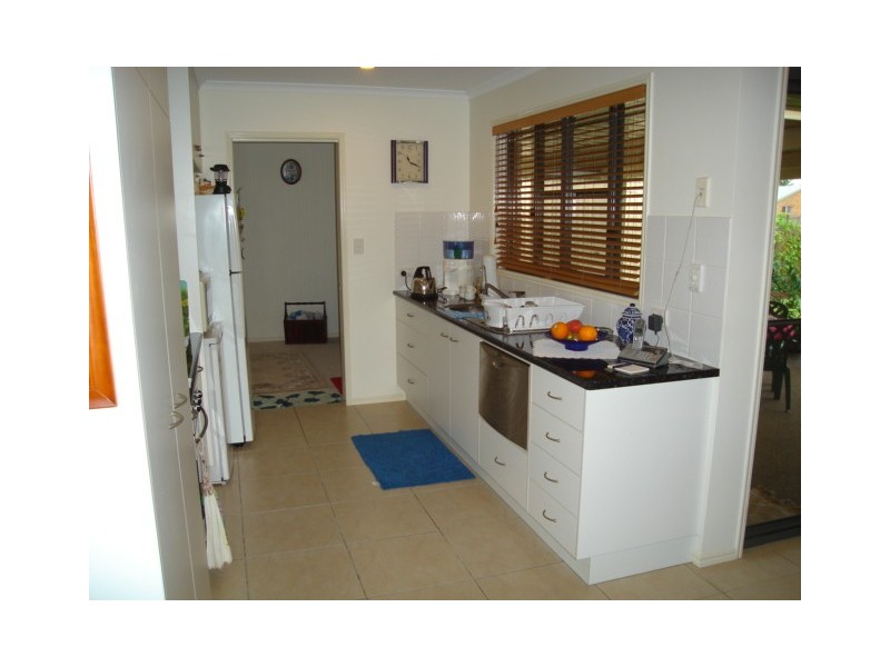16 Ocean Street, Burnett Heads QLD 4670