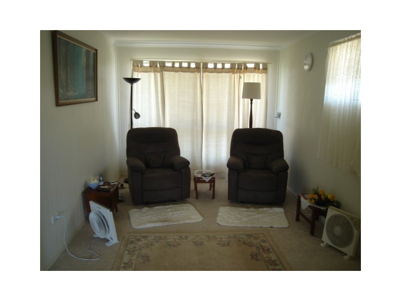 16 Ocean Street, Burnett Heads QLD 4670