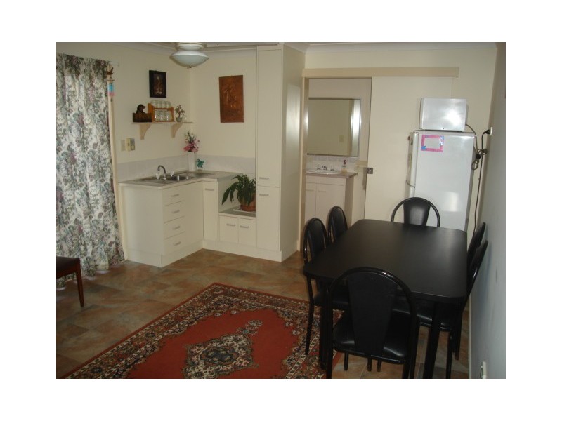 38 Neilson Avenue, Burnett Heads QLD 4670