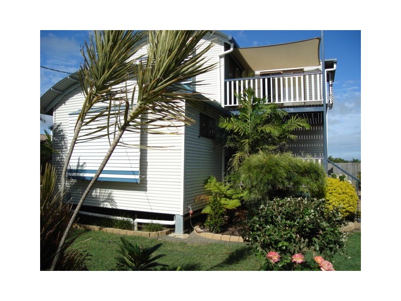 19 Campbell St, Burnett Heads QLD 4670